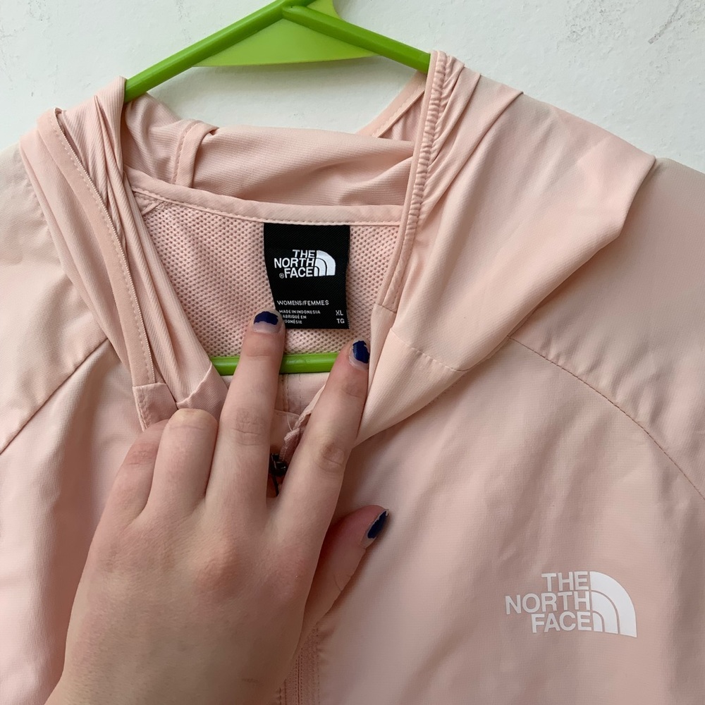 The North Face Windbreaker - Picture 6 of 11